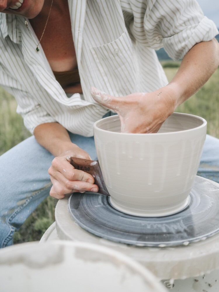 6 Week Beginner Wheel Throwing with Lauren - The Pottery Den