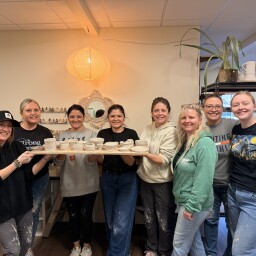 1 Day In Clay! Pottery Wheel Workshop for Beginners - Throw Pottery